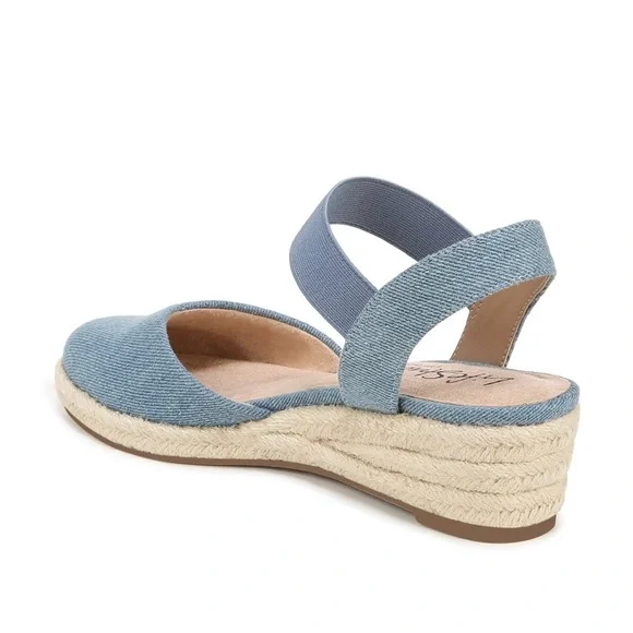 NWB Life Stride Kimmie Espadrille sandals. Size 6W. Denim Blue. - Picture 6 of 10